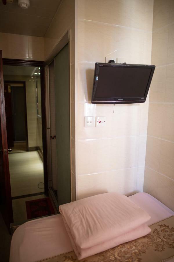 Marco Polo Hostel Kowloon  Exterior photo